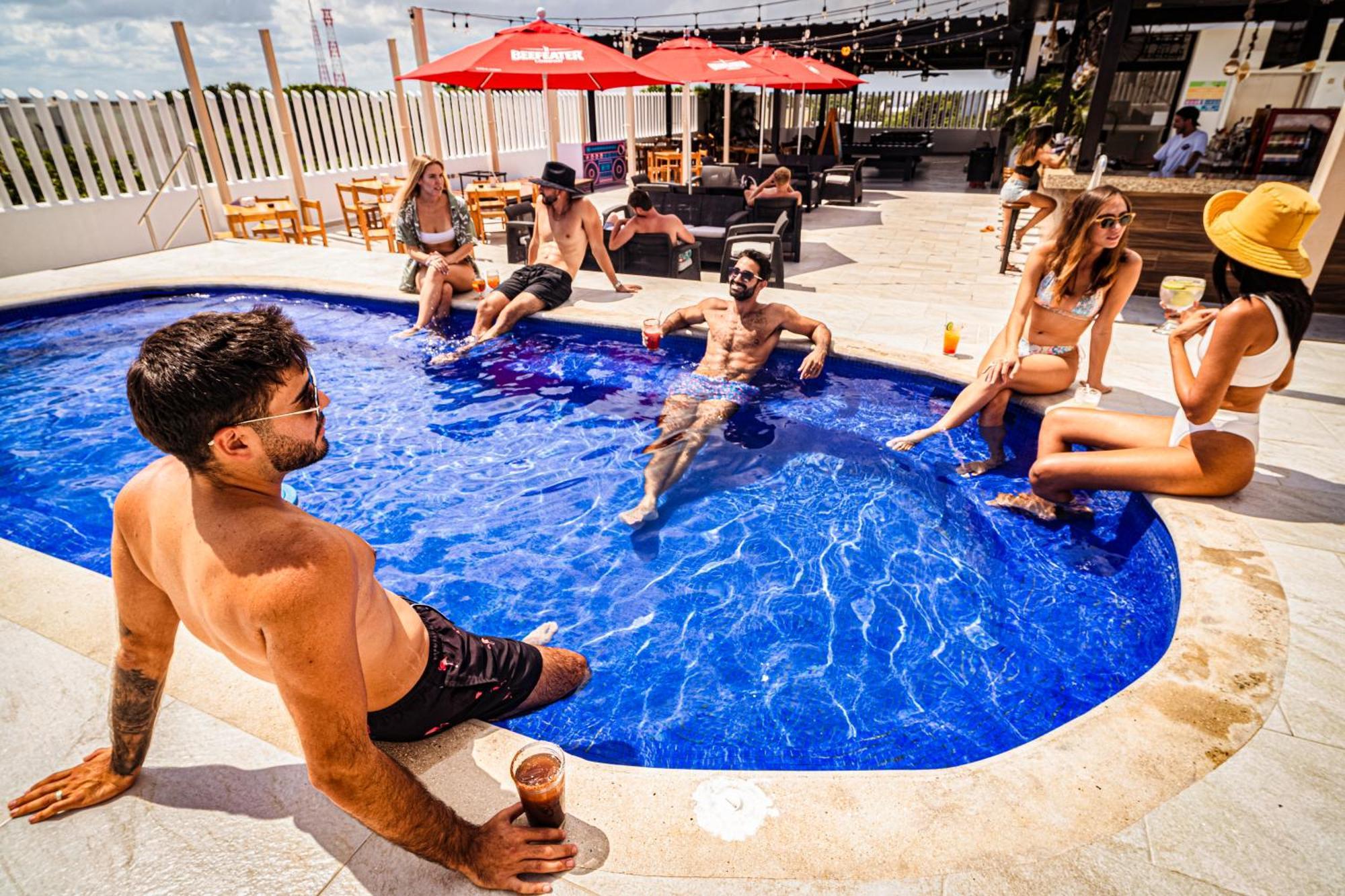 Digital Nomads Hotel & Coliving カンクン エクステリア 写真